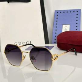 Picture of Gucci Sunglasses _SKUfw79399407fw